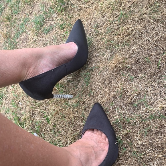 JACOBIES Woman's Pump Heels “DORSA “-  Black Satin  With Christals on heels. - Picture 13 of 15